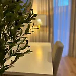 L'opera & 4*