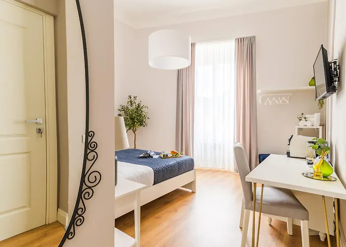 Pensionat L'opera & 4*