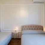Πανσιόν L'opera & 4*